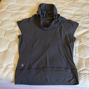 Athleta shirt